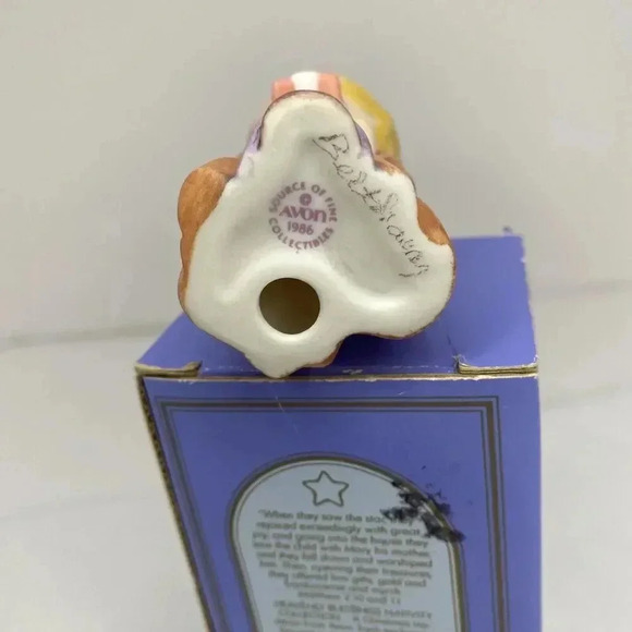 Vintage AVON Heavenly Blessings‎ Nativity collection 1986 Three Wiseman With Box - Picture 6 of 13